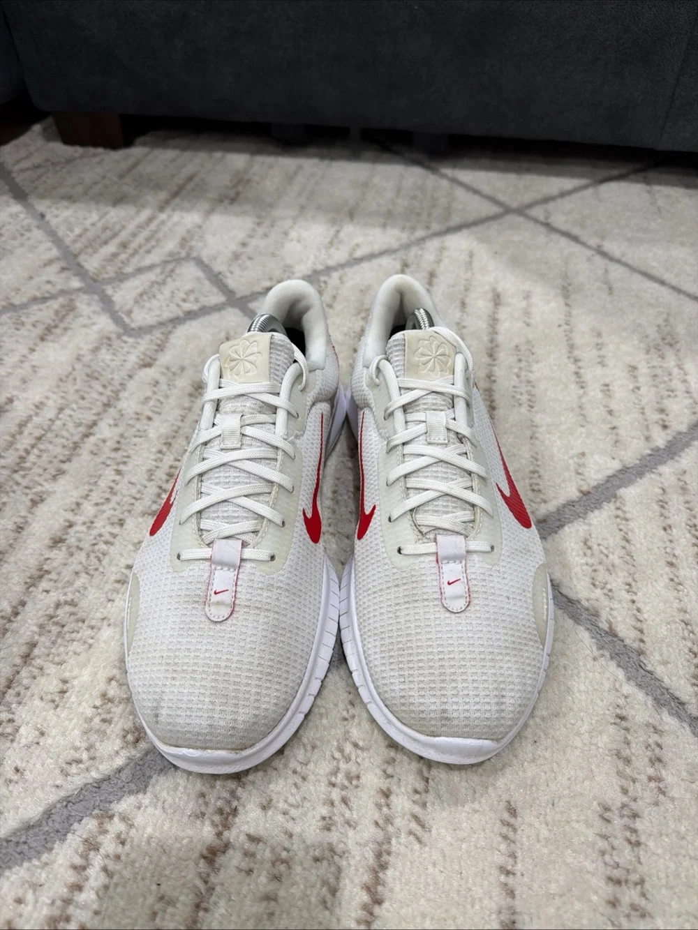 Nike Flex Experience Run 12 Men’s Size 8 White University Red DV0740-102 No Box